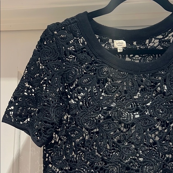 Aritzia Wilfred lace top - Picture 3 of 4